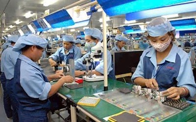 TUYỂN 03 NỮ SẢN XUẤT, KIỂM TRA LINH KIỆN ĐIỆN TỬ