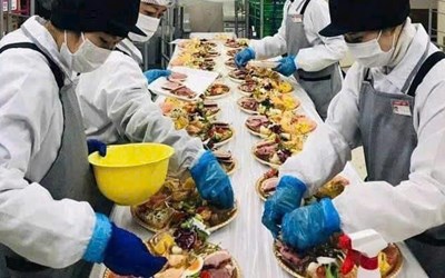 TUYỂN 03 NỮ CHẾ BIẾN THỰC PHẨM( ĐỒ ĂN SẴN)